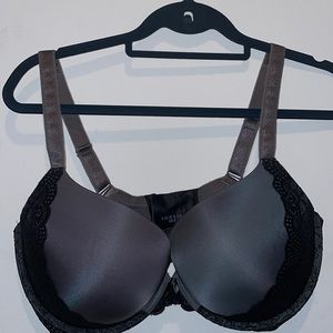 Intimates - Grey lace bra